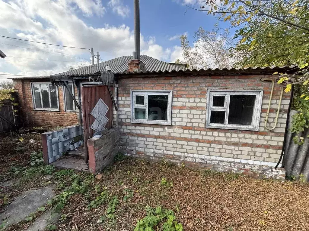 Дом в Белгородская область, Валуйский муниципальный округ, с. ... - Фото 1