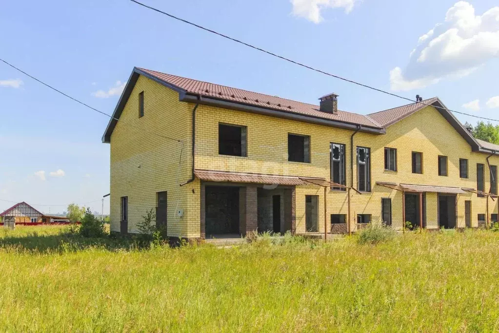 Таунхаус в Омская область, Омский район, с. Дружино ул. Рябиновая . - Фото 1