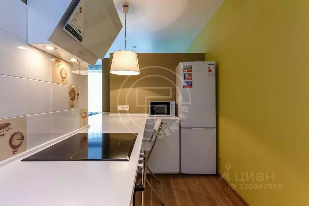 Студия Свердловская область, Екатеринбург ул. Белинского, 108 (50.0 м) - Фото 2