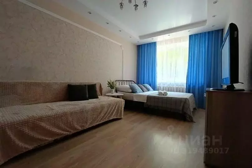 2-к кв. Удмуртия, Ижевск ул. Максима Горького, 152 (55.0 м) - Фото 1