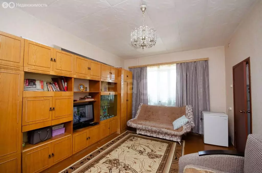 1-комнатная квартира: Ялуторовск, улица Чапаева, 10 (32 м) - Фото 1