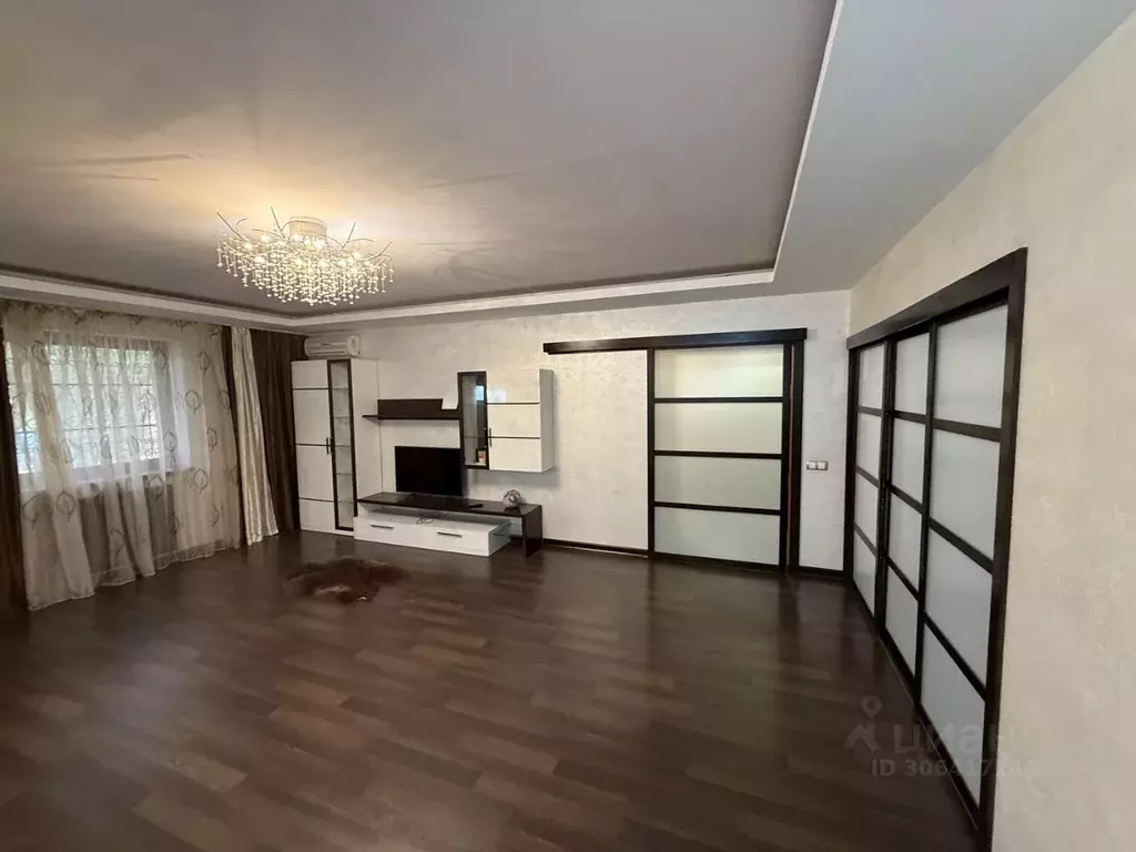 3-к кв. Астраханская область, Астрахань ул. Савушкина, 4к1 (140.0 м) - Фото 2