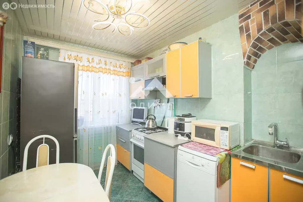 2-комнатная квартира: Ярославль, улица Строителей, 9 (43.7 м) - Фото 1