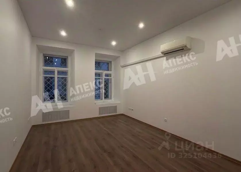 Офис в Москва Тверская ул., 12С7 (107 м) - Фото 0