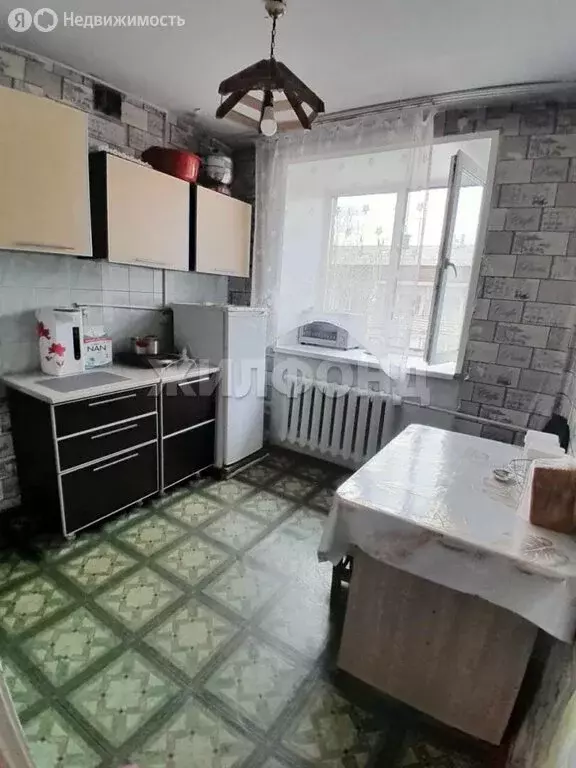 2-комнатная квартира: Кызыл, Правобережная улица, 26 (50 м) - Фото 2