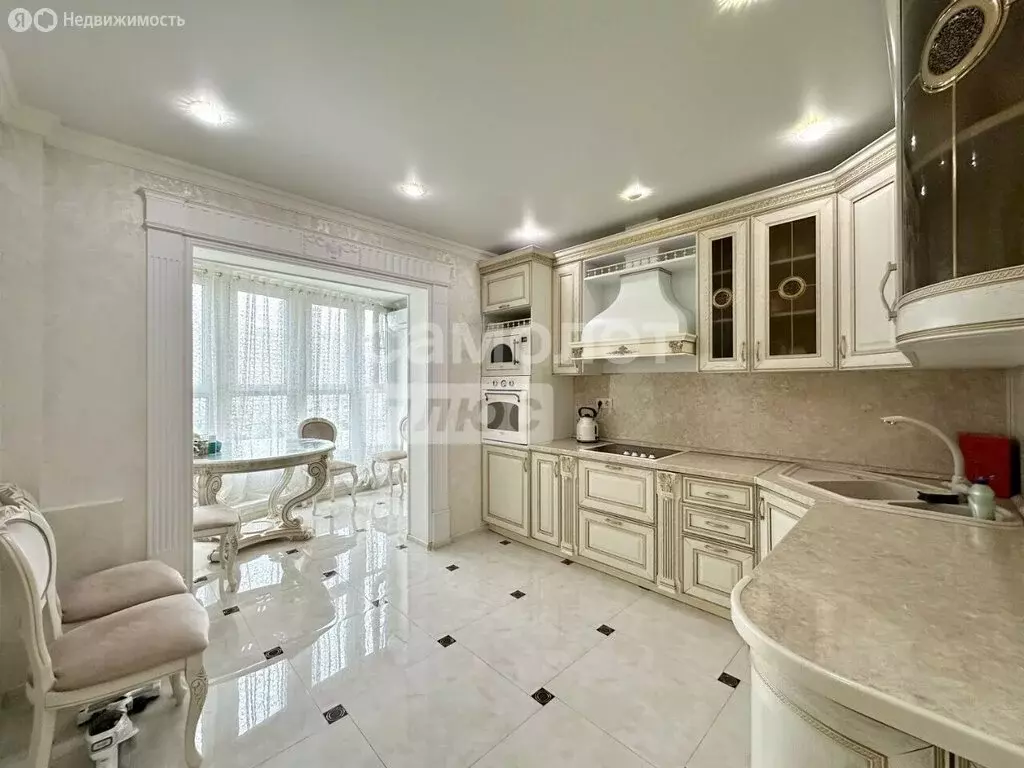 4-комнатная квартира: Московский, улица Бианки, 6к4 (110 м) - Фото 1