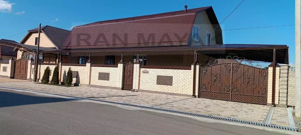Дом в Адыгея, Майкоп городской округ, Гавердовский хут. ул. Цветочная, ... - Фото 1