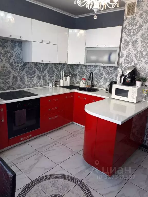 2-к кв. Курская область, Курск просп. Вячеслава Клыкова, 80 (58.4 м) - Фото 0