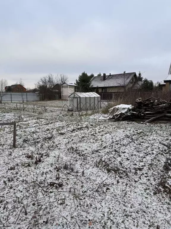 Участок в Новгородская область, Новгородский район, Савинское с/пос, ... - Фото 0