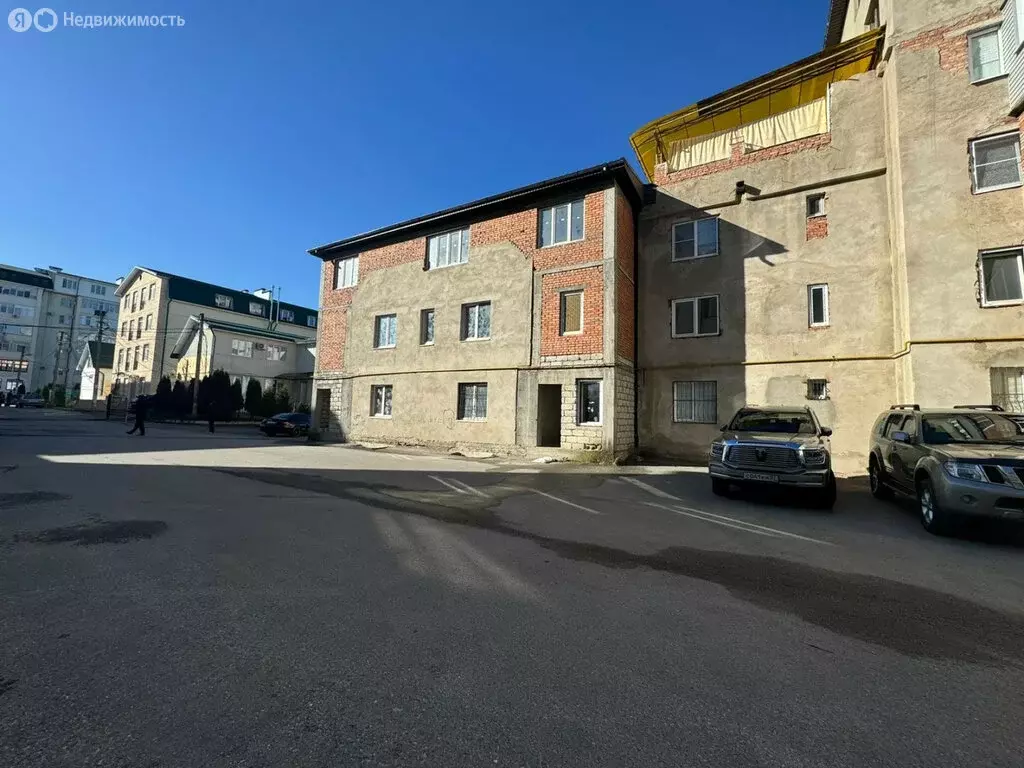 Квартира-студия: Нальчик, улица Тарчокова, 19 (400 м) - Фото 0