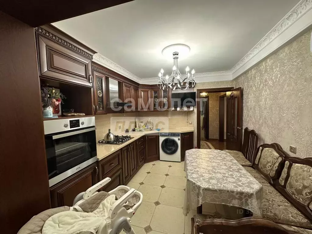 2-к кв. Дагестан, Каспийск ул. Ленина, 98А (68.0 м) - Фото 1