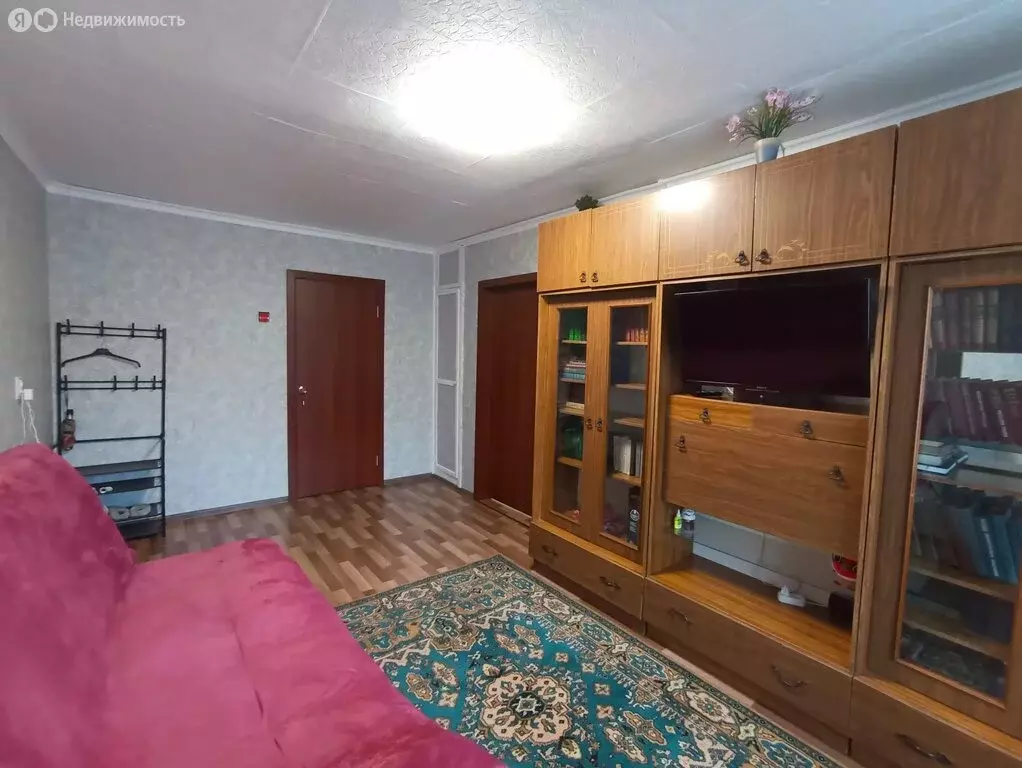 3-комнатная квартира: Челябинск, улица Дзержинского, 23 (60.7 м) - Фото 1