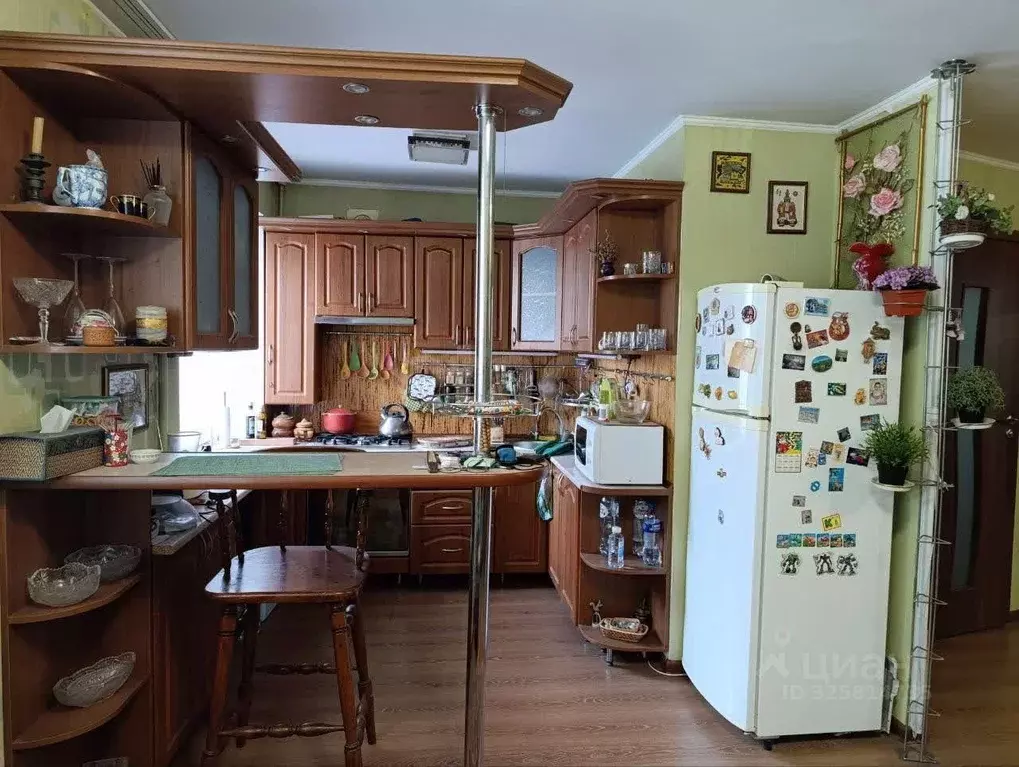 2-к кв. Крым, Симферополь ул. Крымских Партизан (48.0 м) - Фото 1