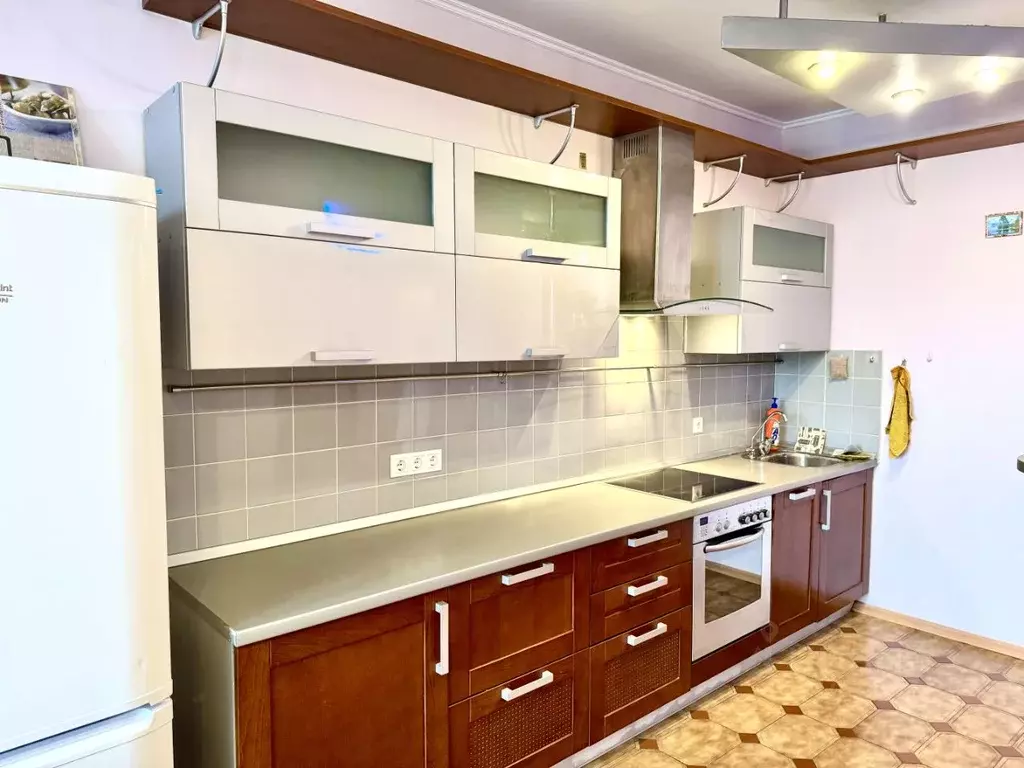 2-к кв. Московская область, Долгопрудный Лихачевское ш., 14к1 (62.0 м) - Фото 1
