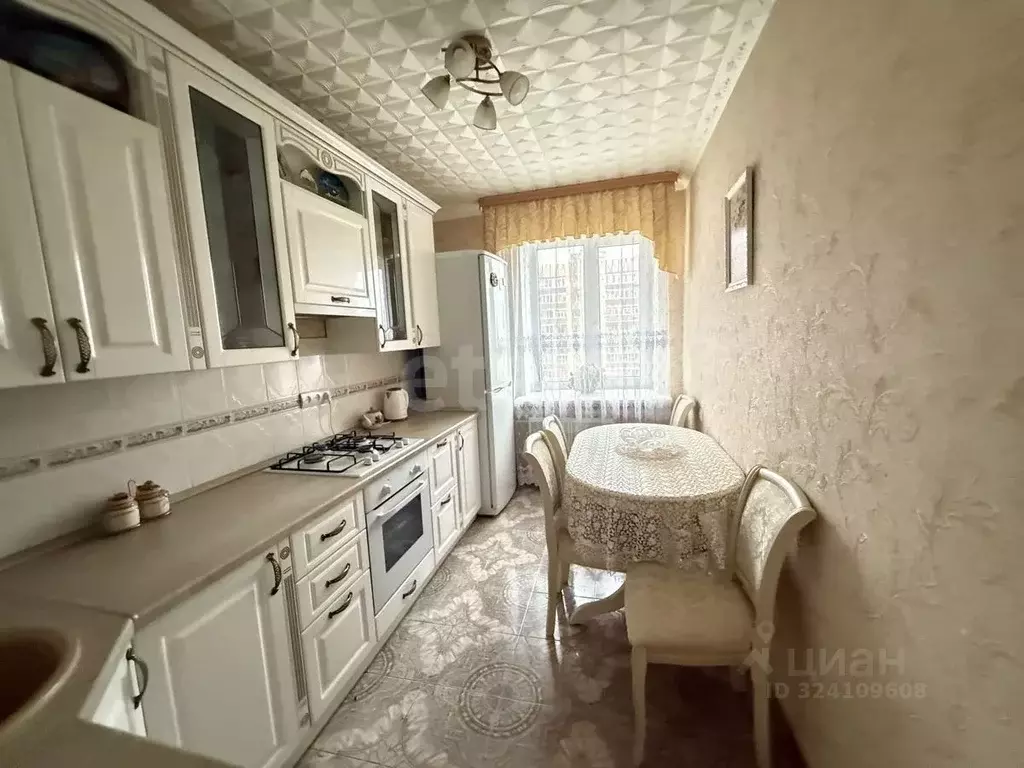 3-к кв. Московская область, Коломна Окский просп., 4 (62.0 м) - Фото 1