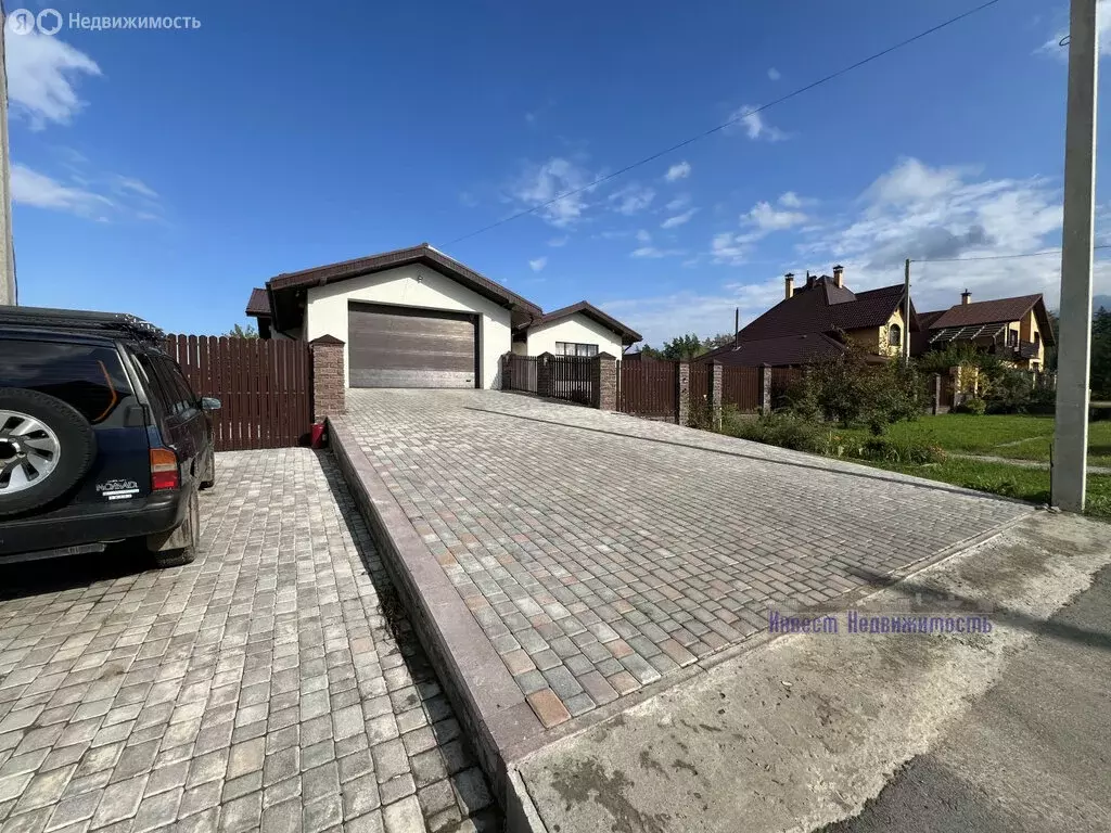Дом в село Фирсово, Лесная улица, 38 (349 м) - Фото 1