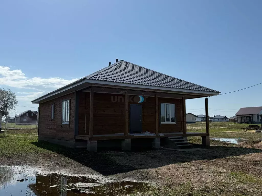 Дом в Башкортостан, Уфимский район, Кирилловский сельсовет, д. ... - Фото 1