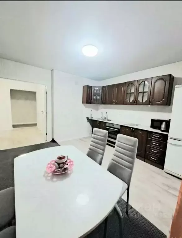 2-к кв. Татарстан, Зеленодольск просп. Строителей, 12 (60.0 м) - Фото 1