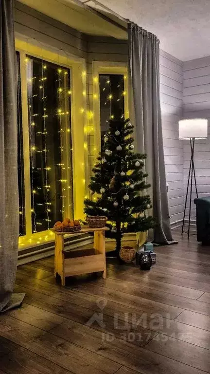 Дом в Новгородская область, Валдай ул. Кузьмина, 39 (75 м) - Фото 1