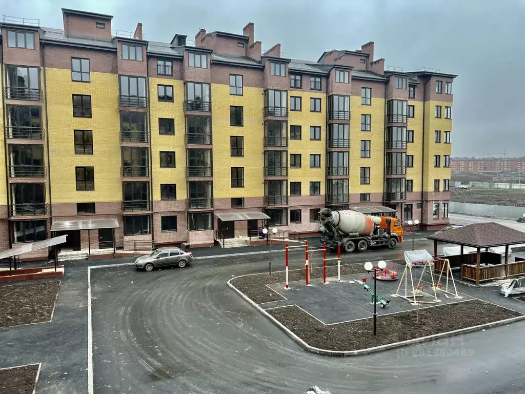 3-к кв. Северная Осетия, Владикавказ ул. Билара Кабалоева, 18 (71.0 м) - Фото 0