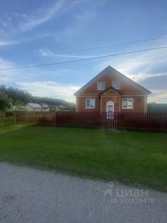 Дом в Мордовия, с. Ельники ул. Девятаева, 20 (95 м) - Фото 1
