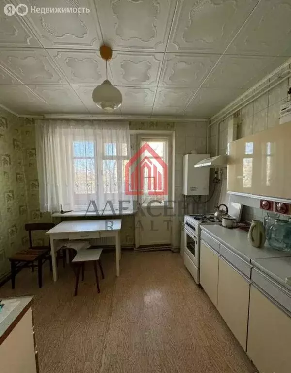 3-комнатная квартира: Бахчисарай, улица Фрунзе, 50 (64.4 м) - Фото 2