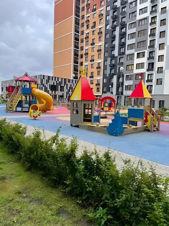 3-к кв. Москва Производственная ул., 8к2 (85.0 м) - Фото 0