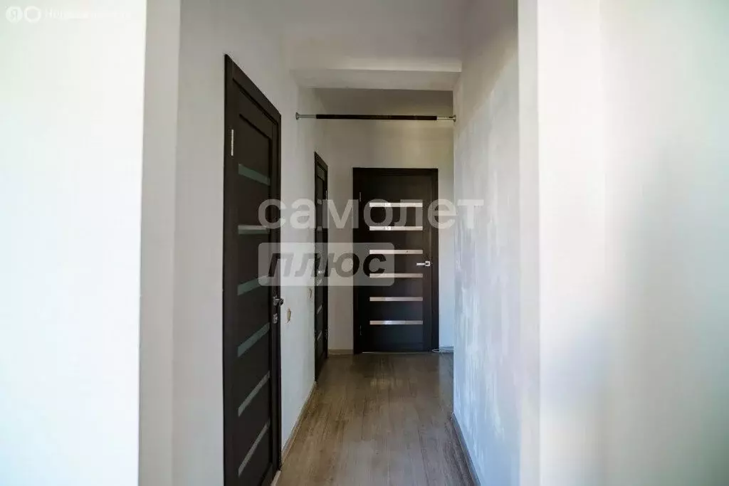 3-комнатная квартира: Уфа, улица Октябрьской Революции, 54 (88.7 м) - Фото 1