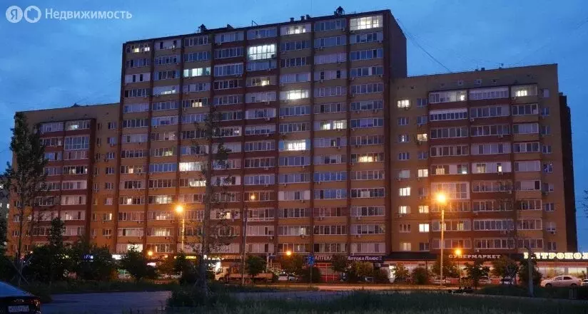 1-комнатная квартира: Тюмень, улица Газовиков, 33 (51 м) - Фото 1