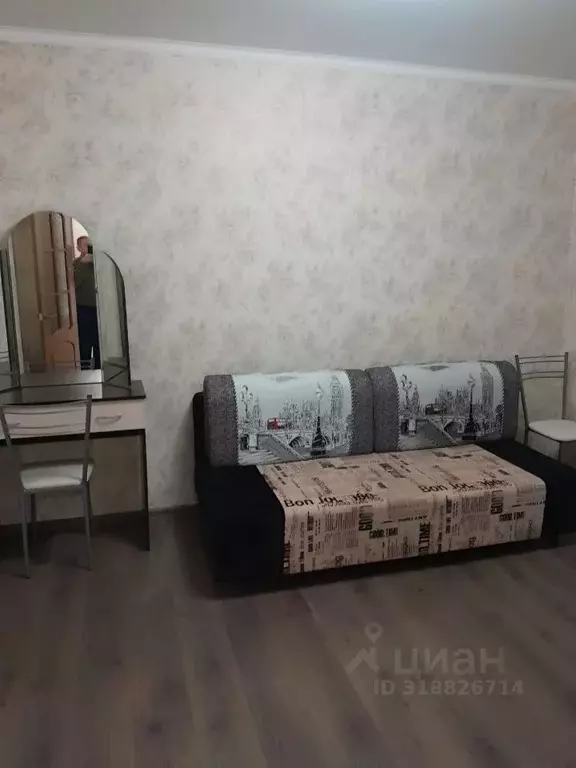 2-к кв. Краснодарский край, Динская ст-ца ул. Спортивная, 8 (48.0 м) - Фото 0