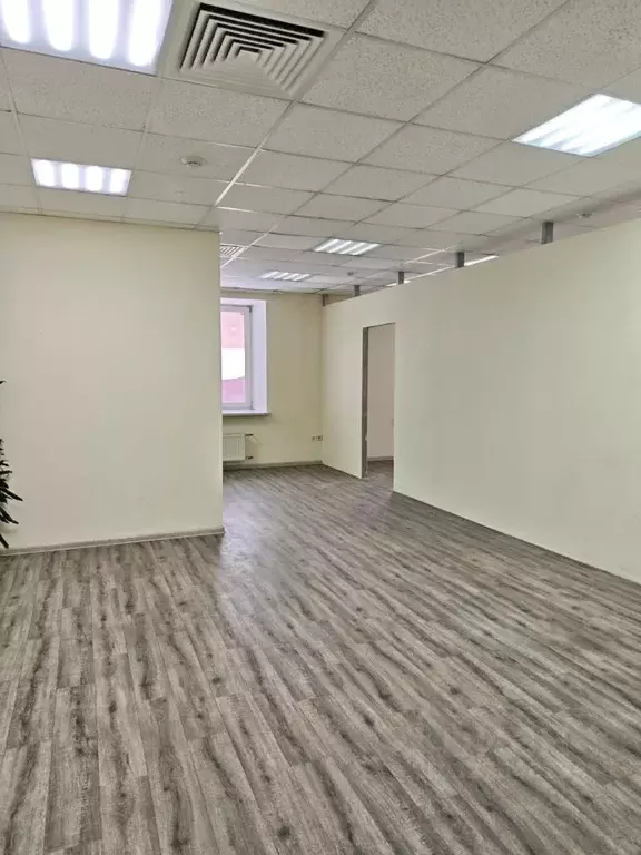 Офис в Алтайский край, Барнаул ул. Льва Толстого, 22 (75 м) - Фото 1