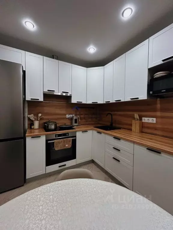 1-к кв. Татарстан, Казань просп. Ильгама Шакирова, 5А (30.7 м) - Фото 0