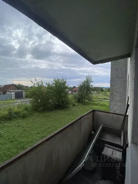 2-к кв. Кемеровская область, Мыски пос. Ключевой, 4-й кв-л, 13 (49.9 ... - Фото 1