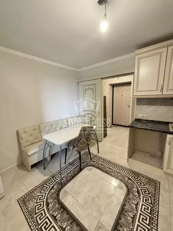 2-к кв. Калужская область, Калуга проезд Тарусский, 14 (68.0 м) - Фото 2