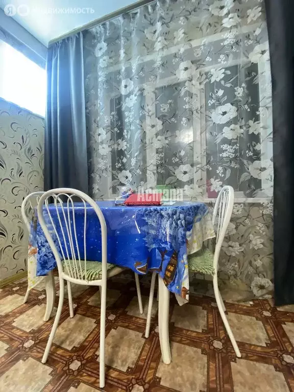 3-комнатная квартира: Чита, 2-я Шубзаводская улица, 31 (69.4 м) - Фото 1