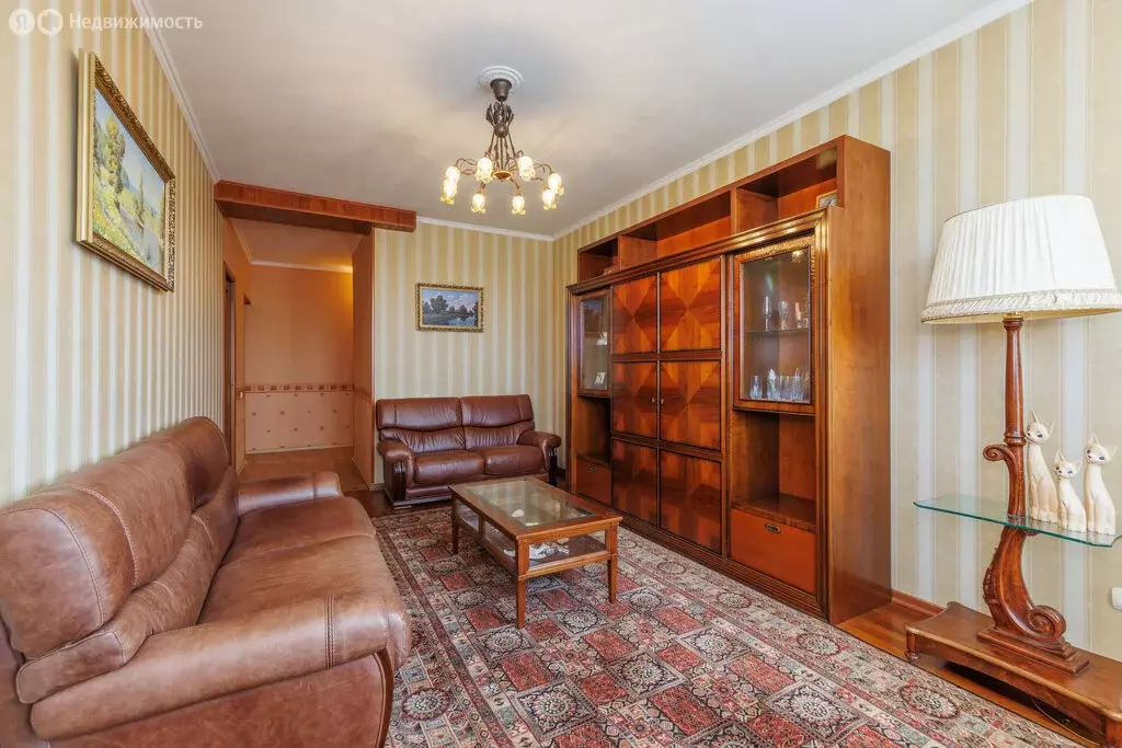 3-комнатная квартира: Брянск, улица Пересвета, 20 (104 м) - Фото 1
