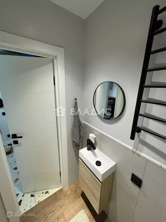 Продаётся 1-к квартира, 42 м - Фото 1