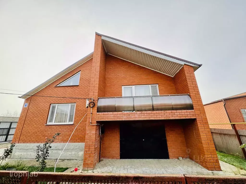 Дом в Краснодарский край, Темрюк ул. Карла Маркса, 196 (233 м) - Фото 1