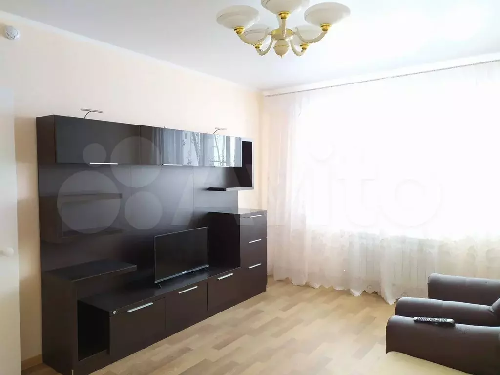 3-к. квартира, 95 м, 5/12 эт. - Фото 1