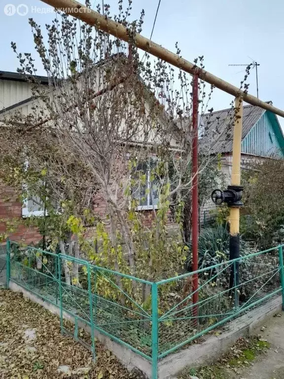 Дом в село Краснокумское, Красноармейская улица (75 м) - Фото 1