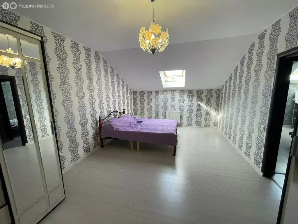 3-комнатная квартира: Краснодар, Прикубанский внутригородской округ, ... - Фото 1