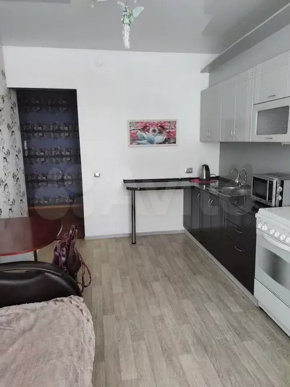 1-к. квартира, 43 м, 6/9 эт. - Фото 1
