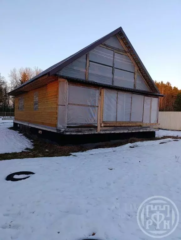 Дом в Ленинградская область, Лужский район, Заклинское с/пос, д. ... - Фото 1