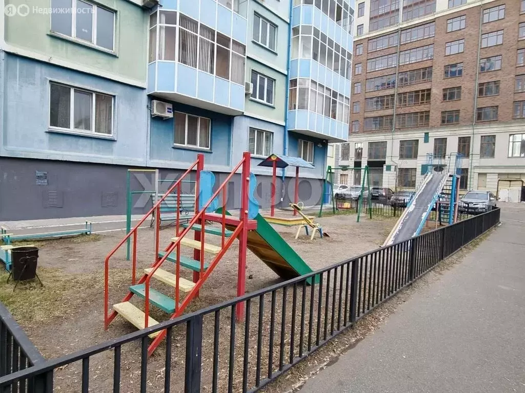 1-комнатная квартира: Абакан, улица Кирова, 99Б (56 м) - Фото 1