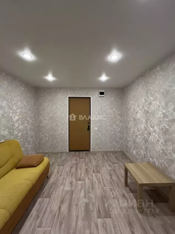 Комната Владимирская область, Владимир ул. Усти-на-Лабе, 22 (12.0 м) - Фото 1