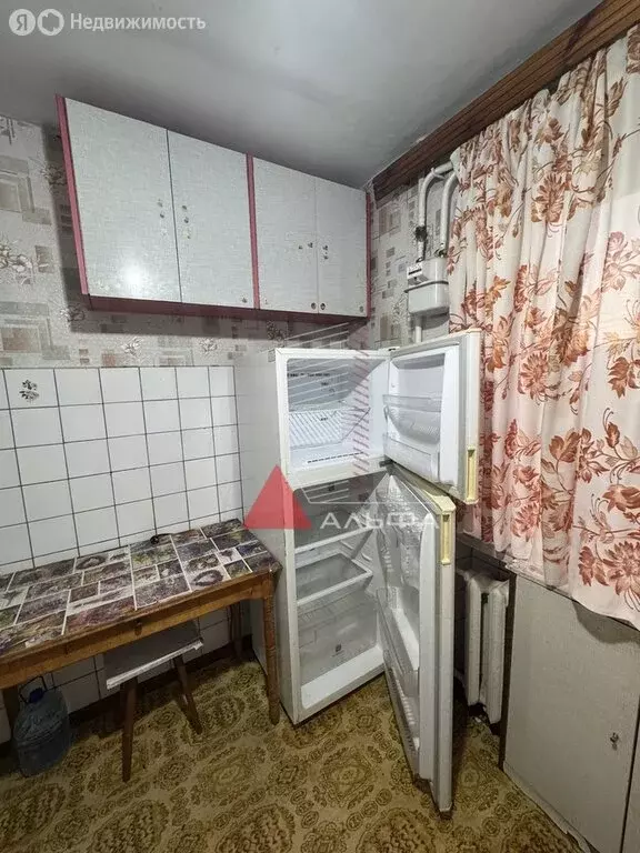 3-комнатная квартира: Евпатория, Советская улица, 8 (58.7 м) - Фото 2