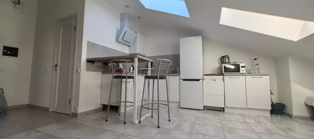 1-к кв. Москва д. Марьино, ул. Жемчужная, 1к2 (59.5 м) - Фото 0