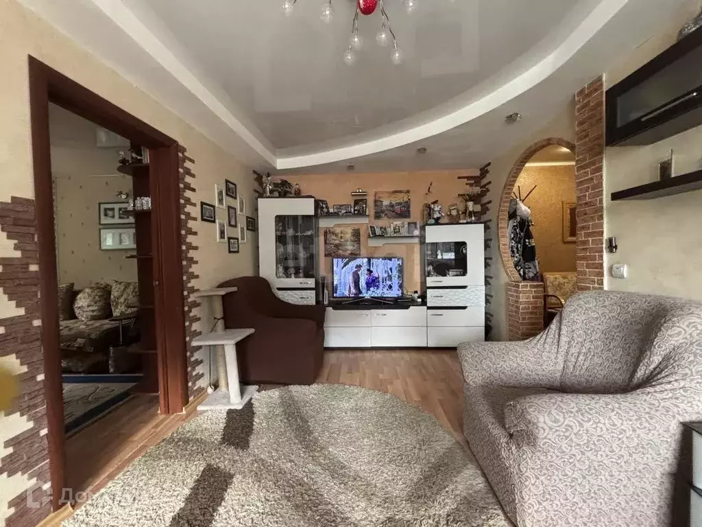Продаётся 4-к квартира, 60 м - Фото 1