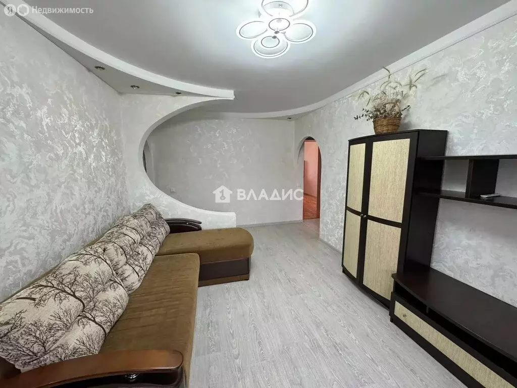 3-комнатная квартира: Белебей, Интернациональная улица, 75А (56.4 м) - Фото 1