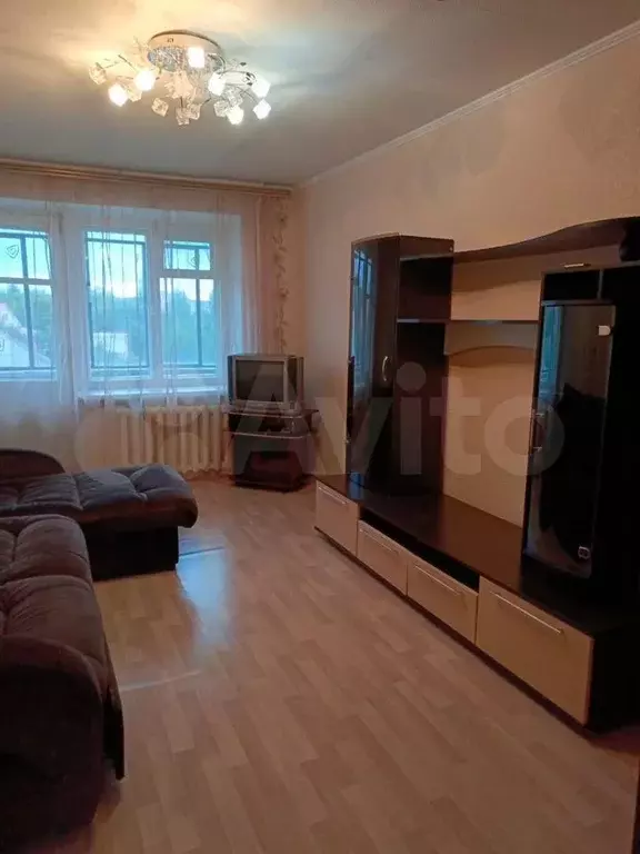 2-к. квартира, 45 м, 2/5 эт. - Фото 0